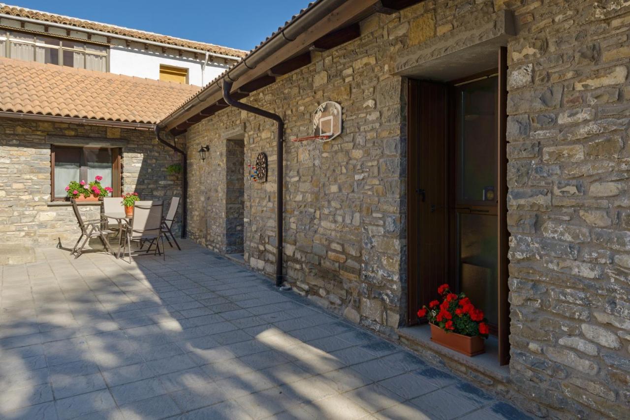 O Zierzo Vila Jaca Exterior foto
