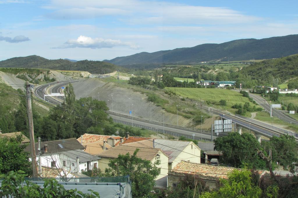 O Zierzo Vila Jaca Exterior foto